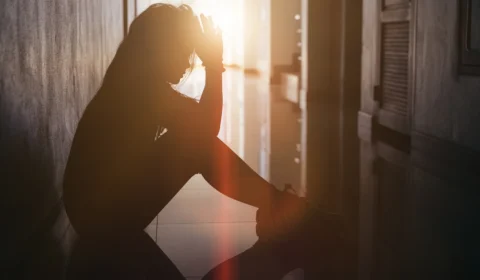 Nossos TRAUMAS DE INFÂNCIA e Minha História com EFT