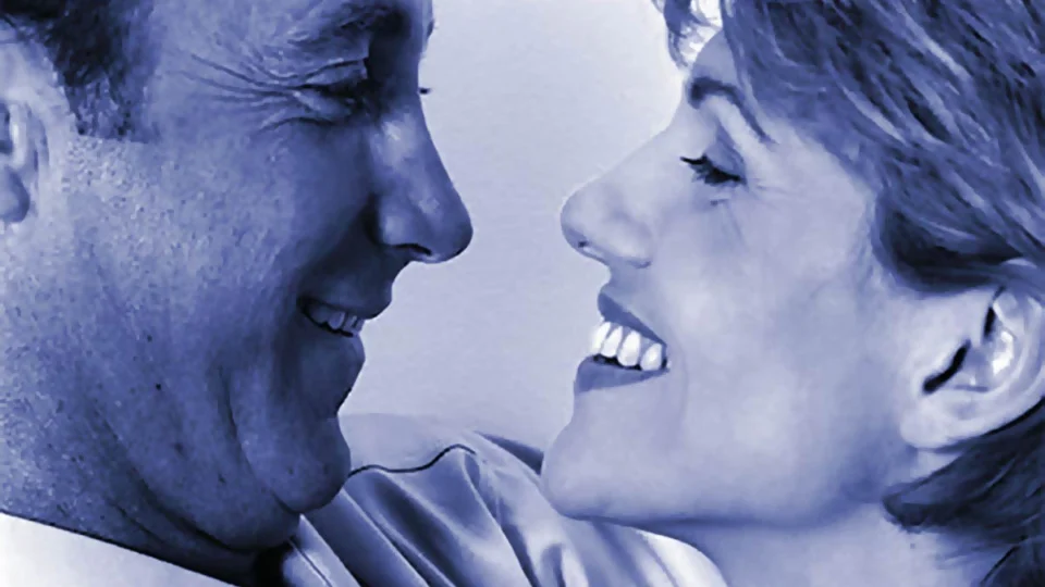 É POSSÍVEL ESTAR ETERNAMENTE ENAMORADO?