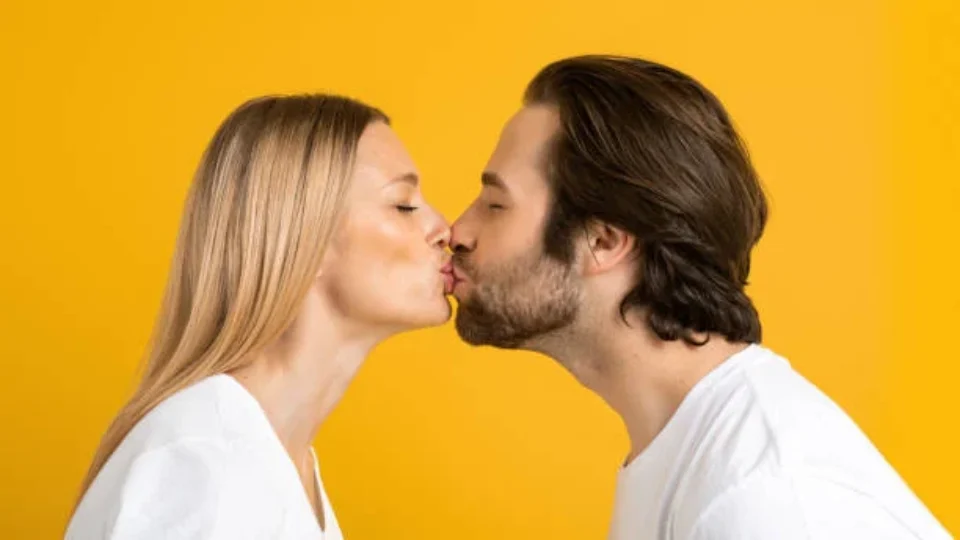 Na dúvida, beije