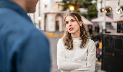 Os 6 erros que sabotam um relacionamento logo no começo e como evitá-los